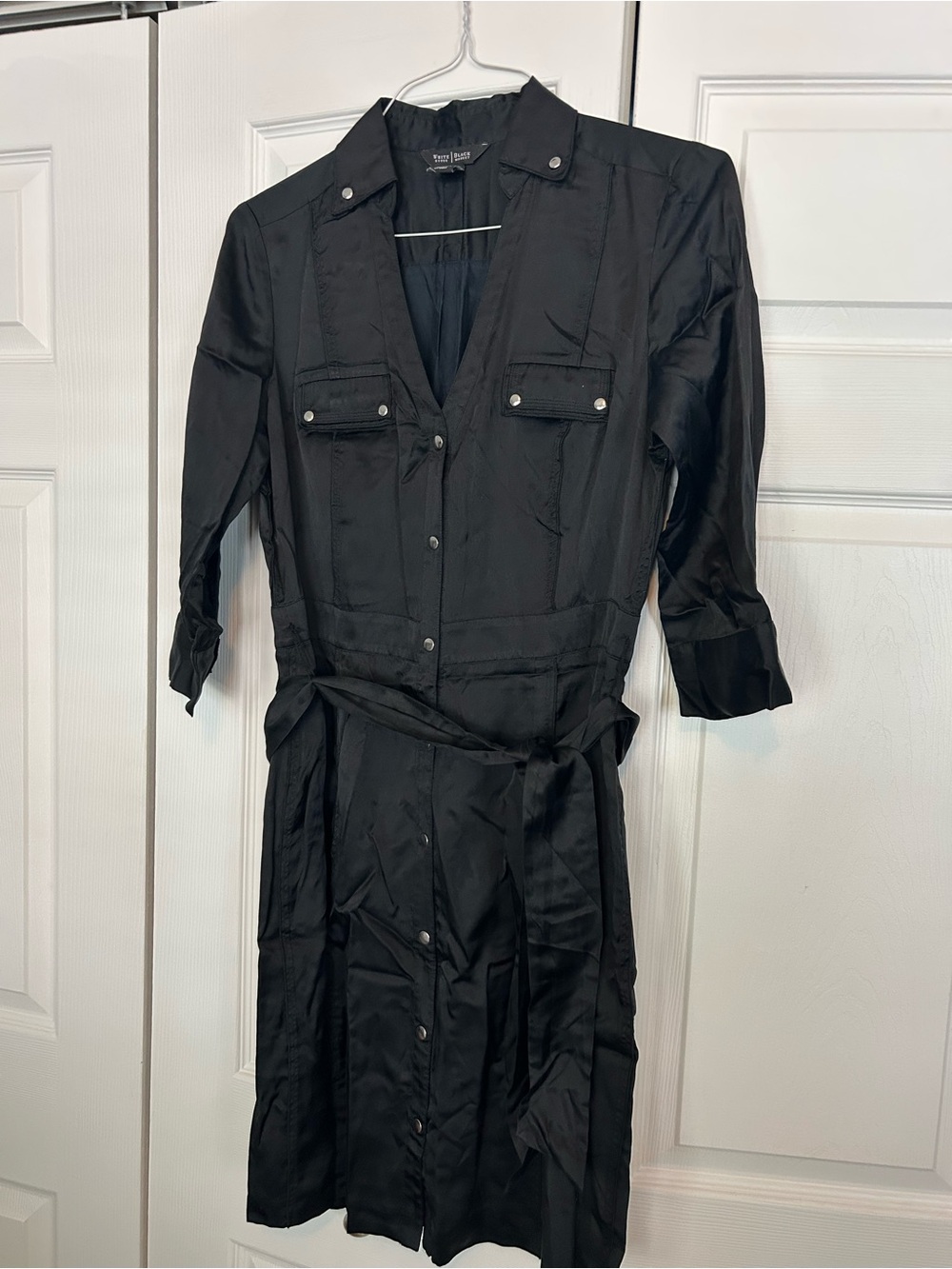 White House Black Market Black 3/4 Sleeve Shirt Dress with Tie Waist. Size 8